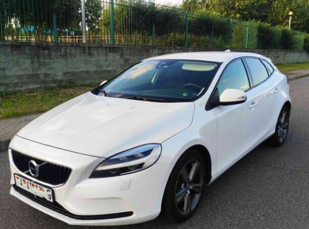 Volvo V40 II  Рестайлинг, 2017, пробег 250000 км