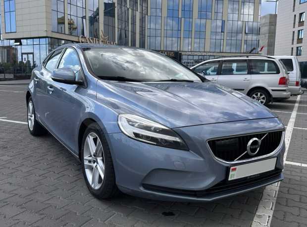 Volvo V40 II Рестайлинг