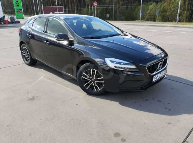 Volvo V40 II Рестайлинг