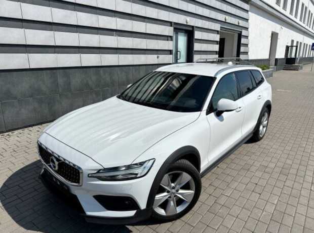 Volvo V60 Cross Country II, 2019, пробег 98000 км