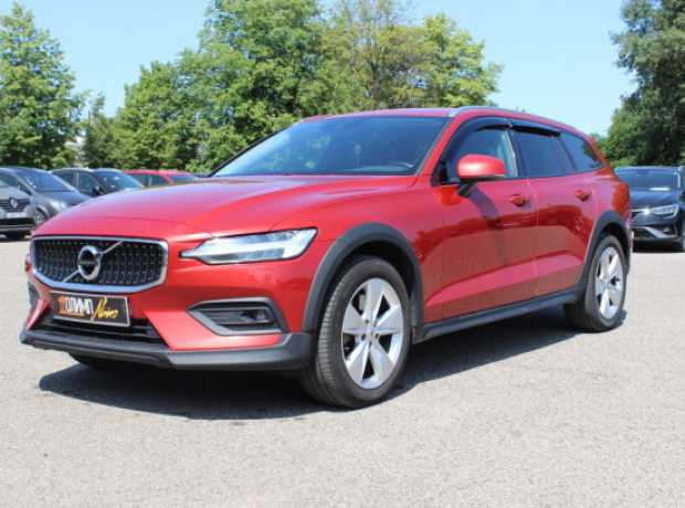 Volvo V60 Cross Country II, 2021, пробег 175000 км