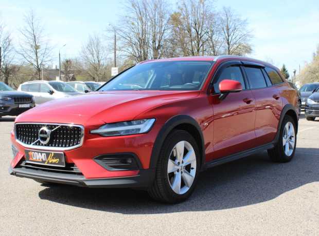 Volvo V60 Cross Country II