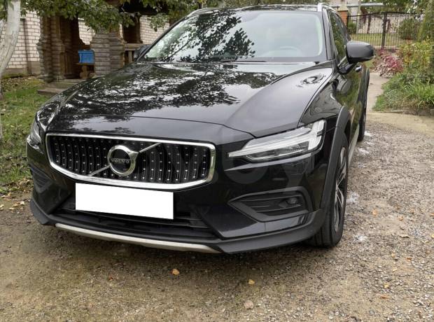 Volvo V60 Cross Country II