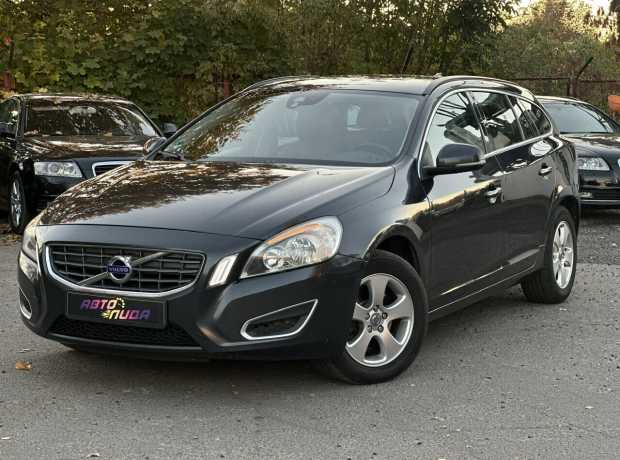 Volvo V60 I