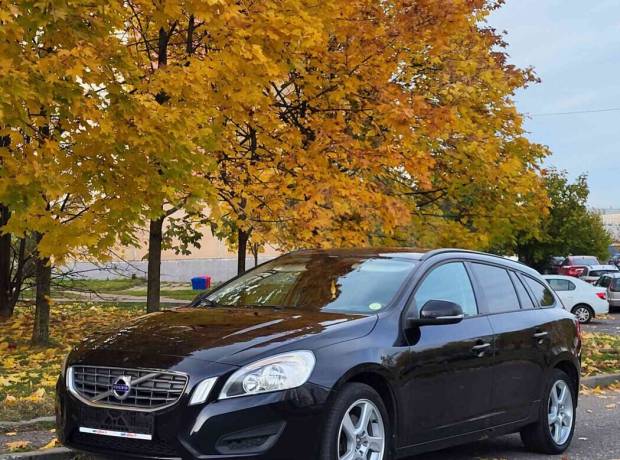 Volvo V60 I