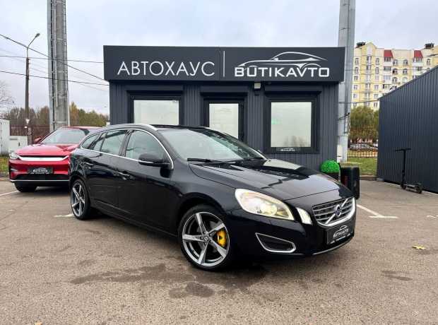 Volvo V60 I