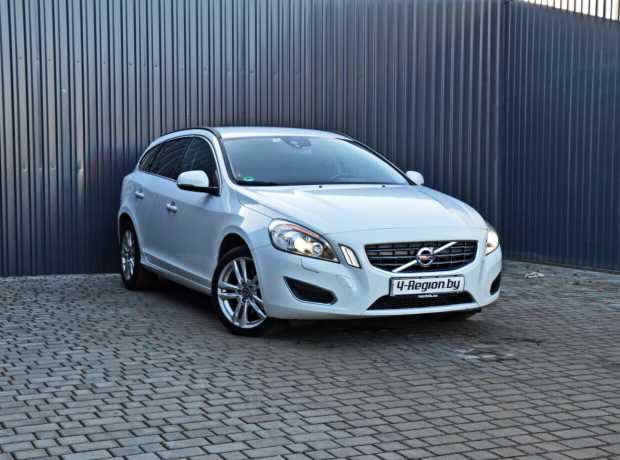 Volvo V60 I