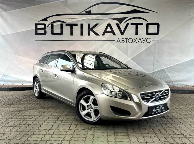 Volvo V60 I