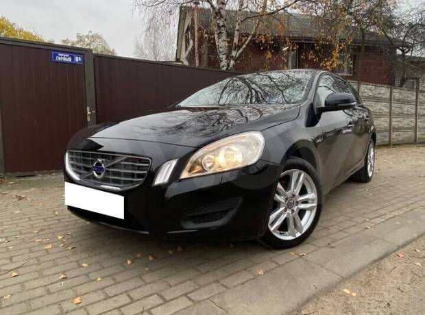 Volvo V60 I