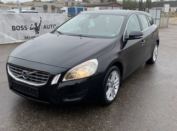 Volvo V60 I