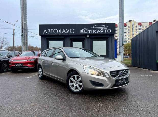 Volvo V60 I