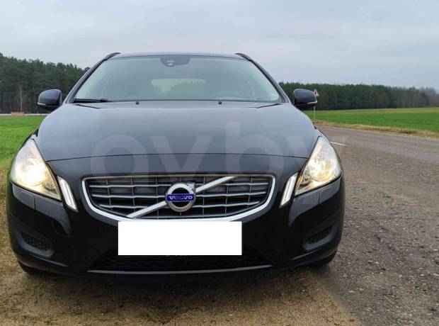 Volvo V60 I