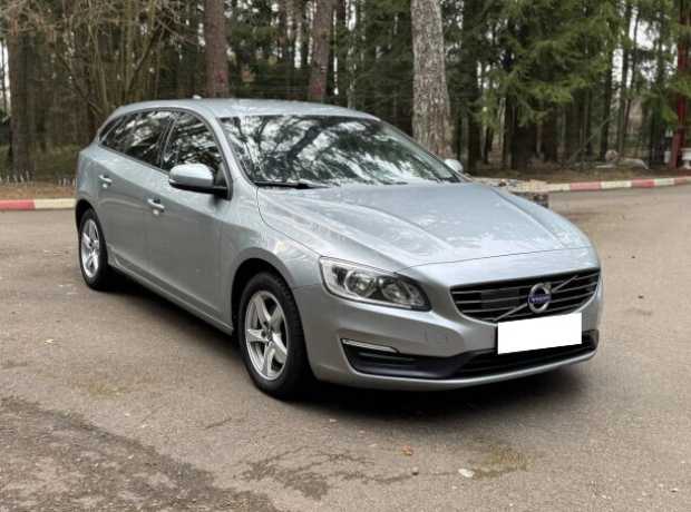 Volvo V60 I  Рестайлинг, 2015, пробег 382000 км