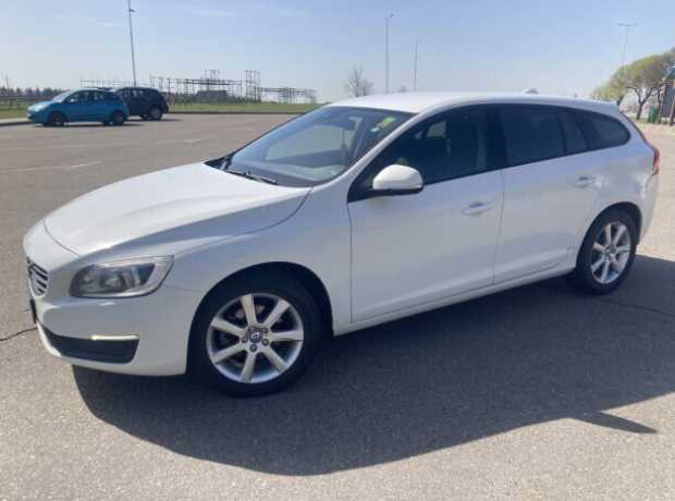 Volvo V60 I  Рестайлинг, 2017, пробег 220000 км