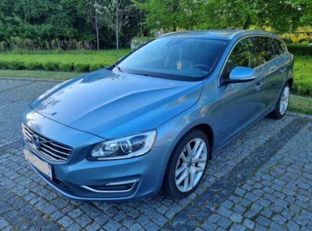 Volvo V60 I  Рестайлинг, 2018, пробег 195000 км