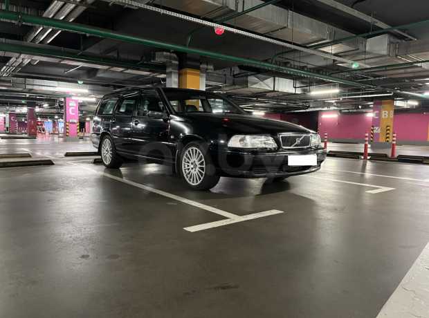 Volvo V70 I