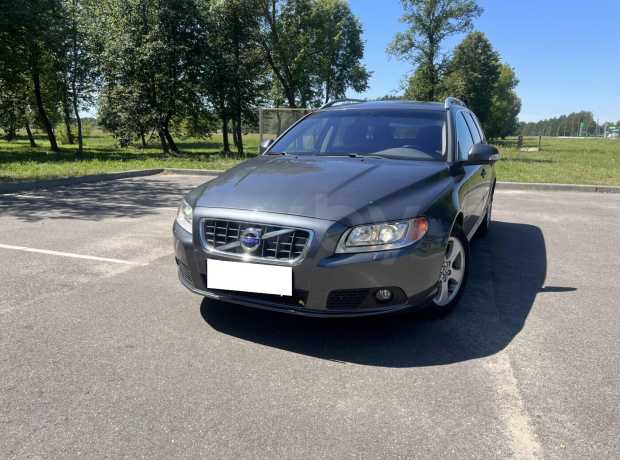 Volvo V70 III