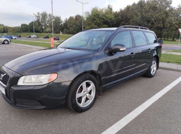 Volvo V70 III