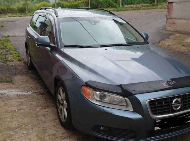 Volvo V70 III