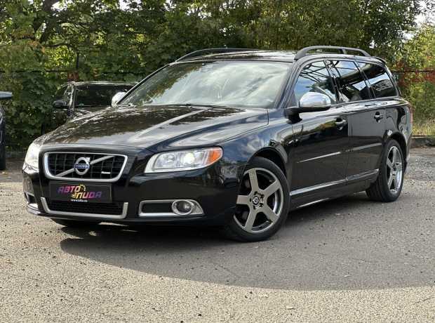 Volvo V70 III