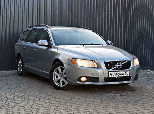 Volvo V70 III