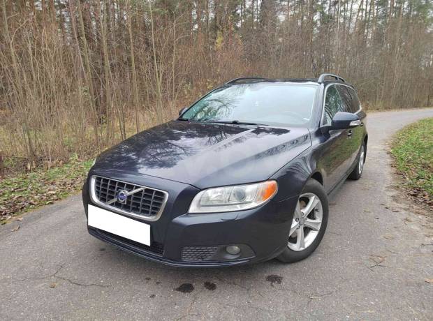 Volvo V70 III