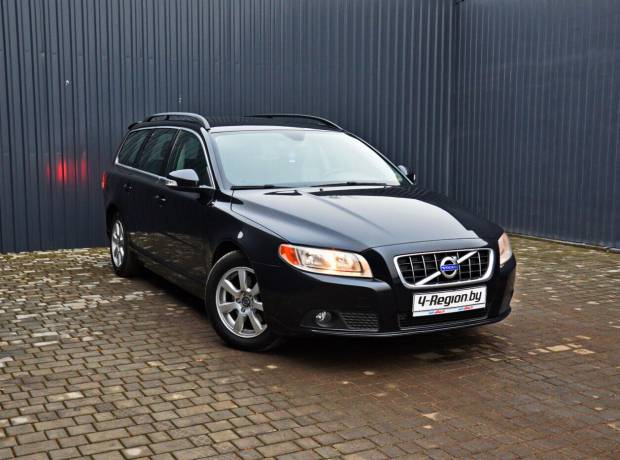 Volvo V70 III