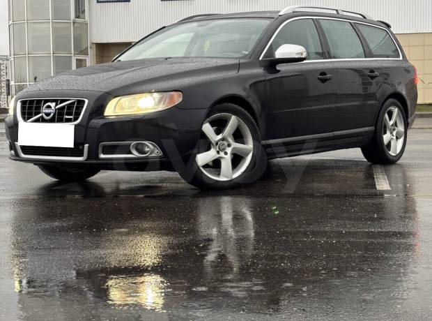 Volvo V70 III