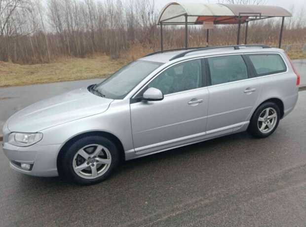 Volvo V70 III  Рестайлинг, 2015, пробег 176000 км