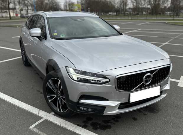Volvo V90 Cross Country I