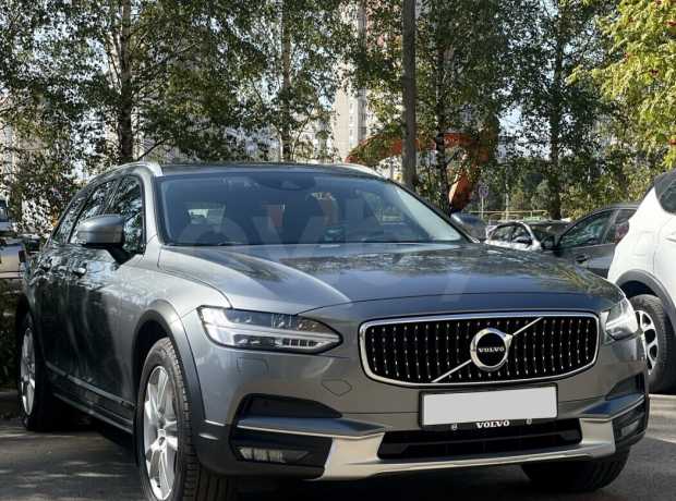 Volvo V90 Cross Country I