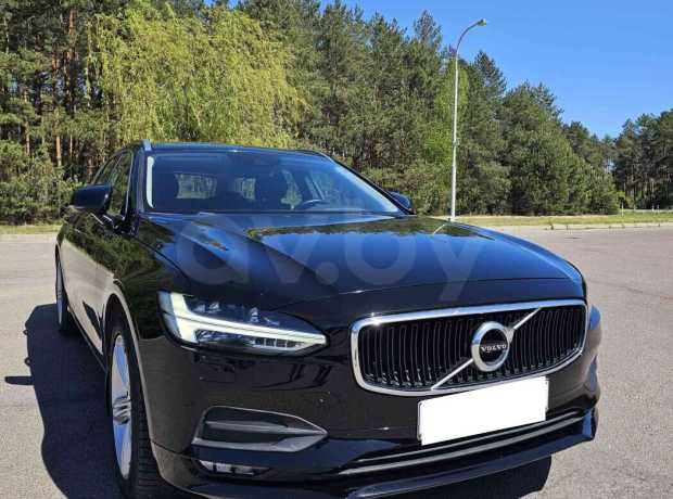 Volvo V90 II
