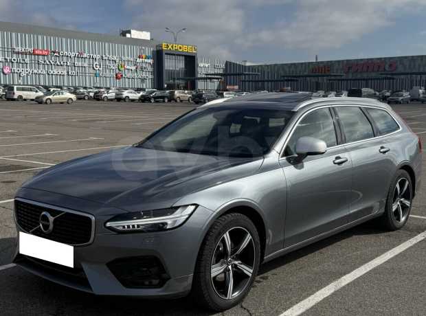 Volvo V90 II