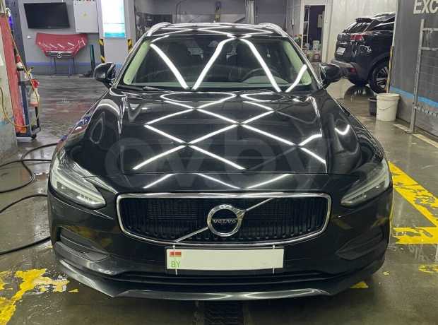 Volvo V90 II