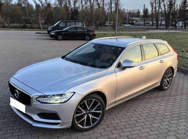 Volvo V90 II