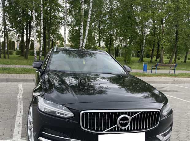 Volvo V90 II