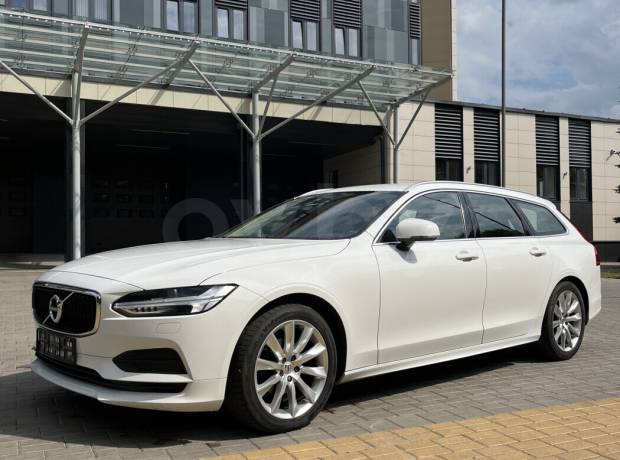 Volvo V90 II