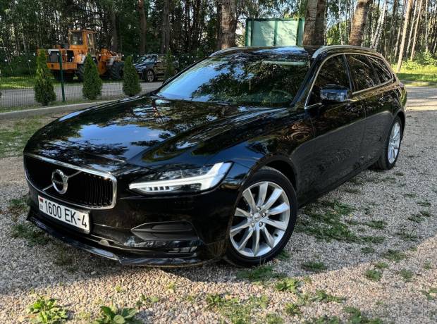 Volvo V90 II