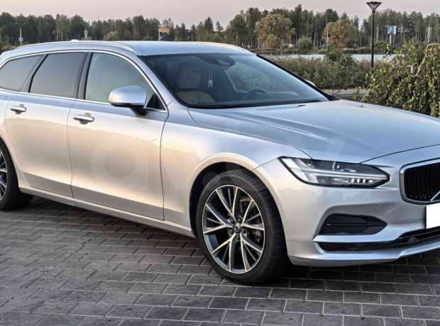 Volvo V90 II