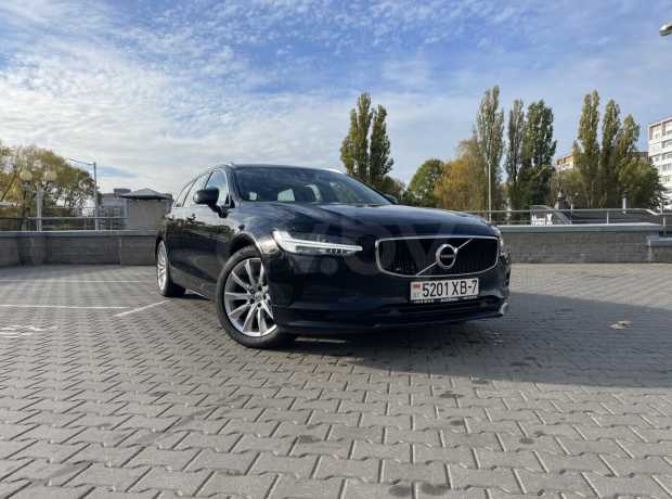 Volvo V90 II