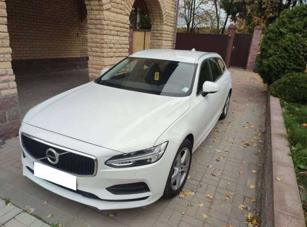 Volvo V90 II