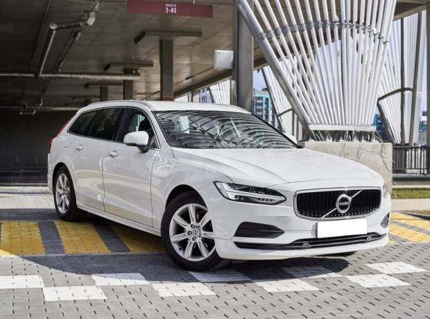 Volvo V90 II