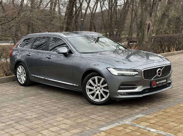 Volvo V90 II