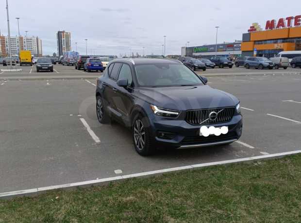 Volvo XC40 I