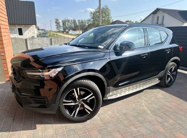 Volvo XC40 I