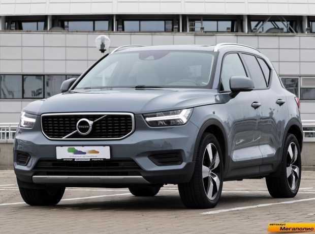 Volvo XC40 I