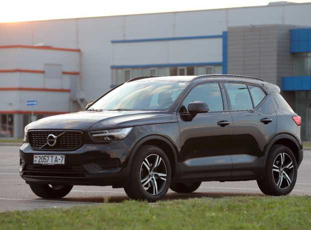 Volvo XC40 I