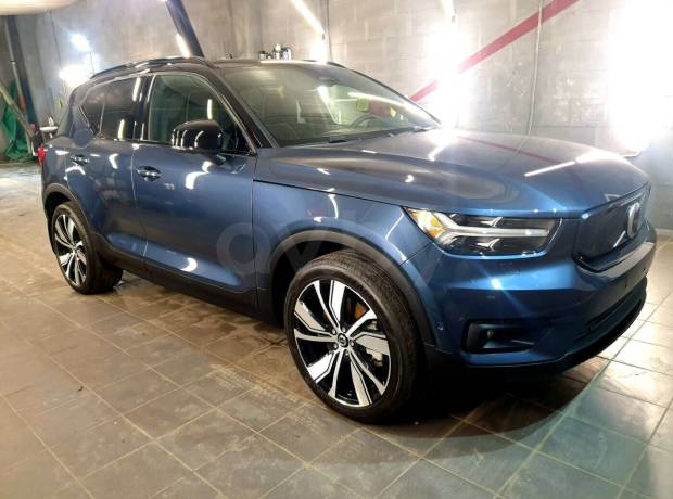 Volvo XC40 I