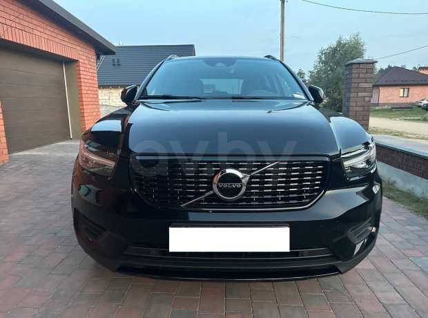 Volvo XC40 I