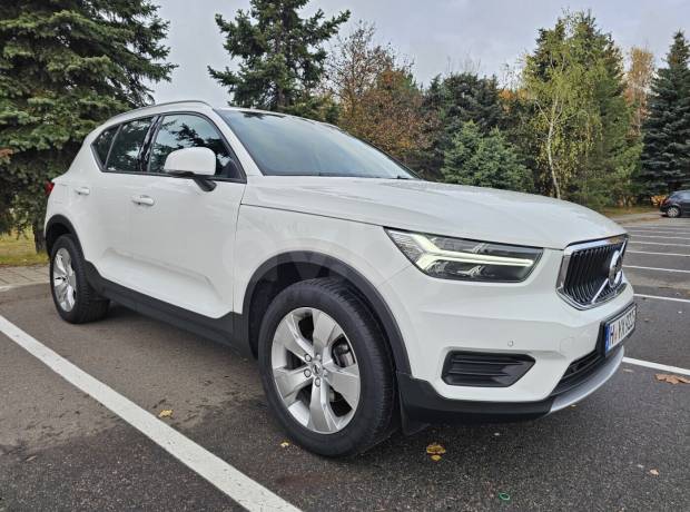 Volvo XC40 I